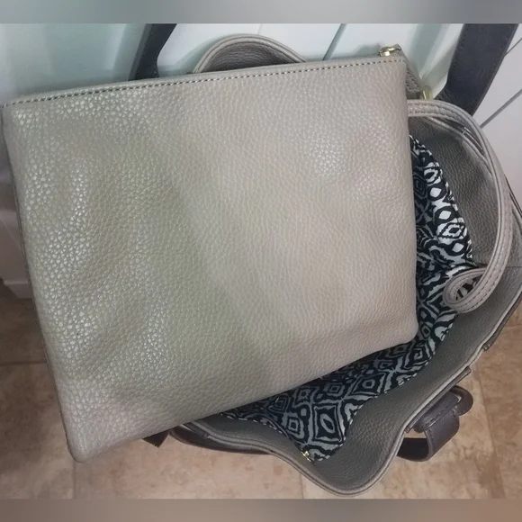 Steve Madden Two Tone Gray Tote Bag - Picture 7 of 12